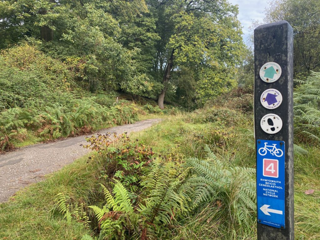 route 4 campsite in Port Talbot. Accommodation in Port Talbot for Route 4 of the Sustrans cycling network